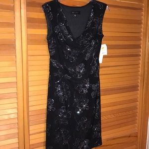 Elegant Rose Glitter Dress